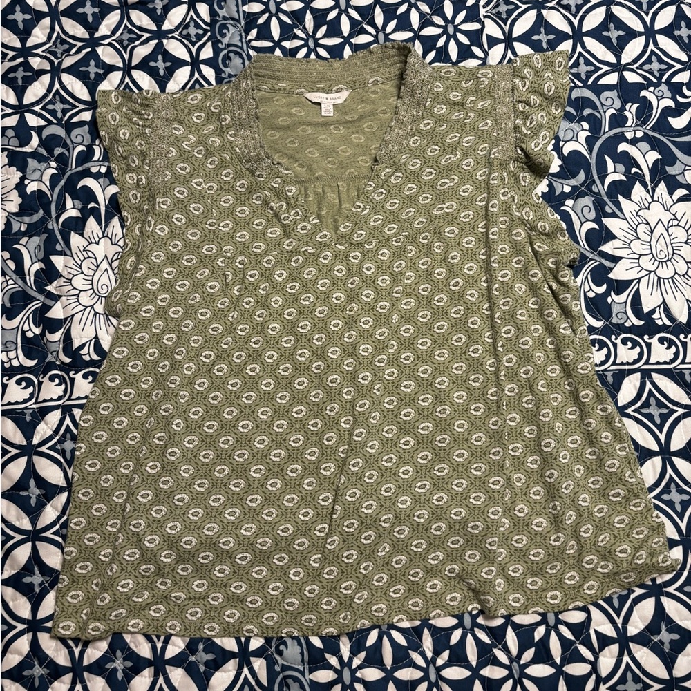 Women’s Lucky brand t-shirt:-size large